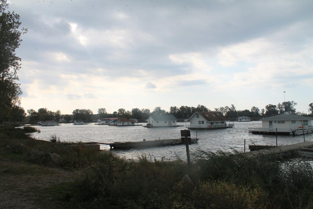 Photo: Houseboats