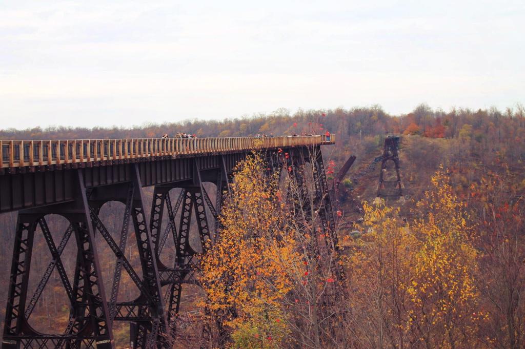 Photo: Gap in the Bridge