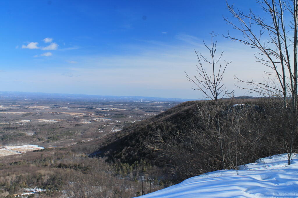 Photo: Towards Hang Gliders Cliff