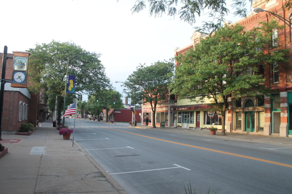 Photo: Main Street By the Police Station