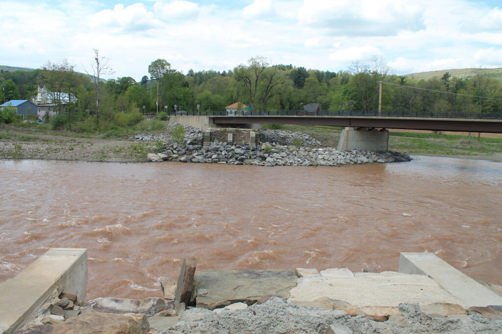 Photo: Missing Bridge