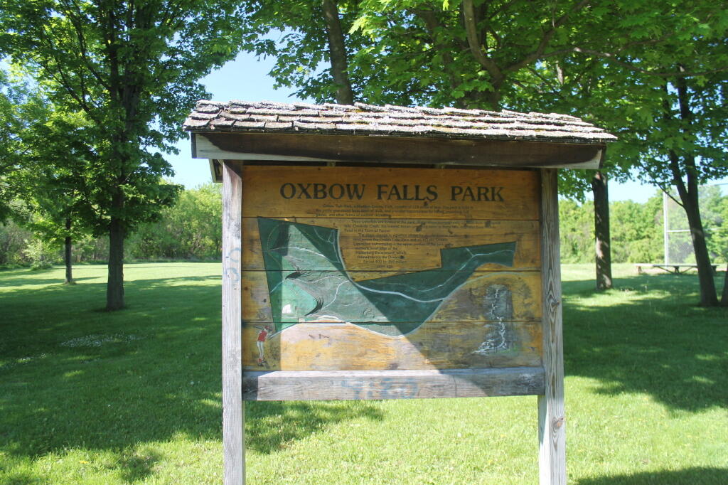 Photo: Oxbow Falls Park Sign