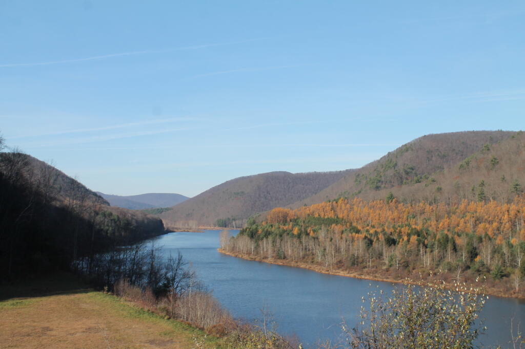 Photo: View of Stevenson Reservoir from Dam Photo: View of Stevenson Reservoir from Dam