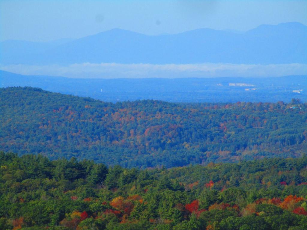 Photo: Fog below the Catskills