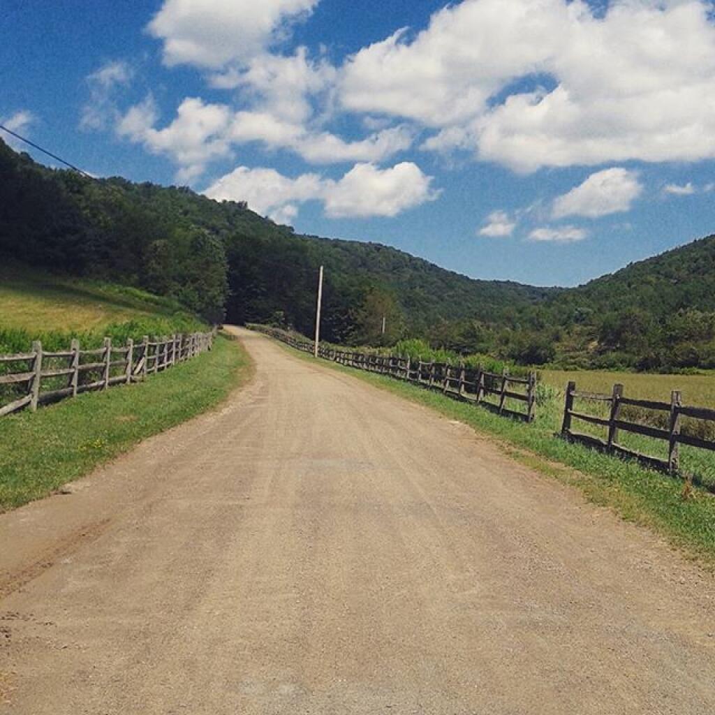 Photo: Dirt road