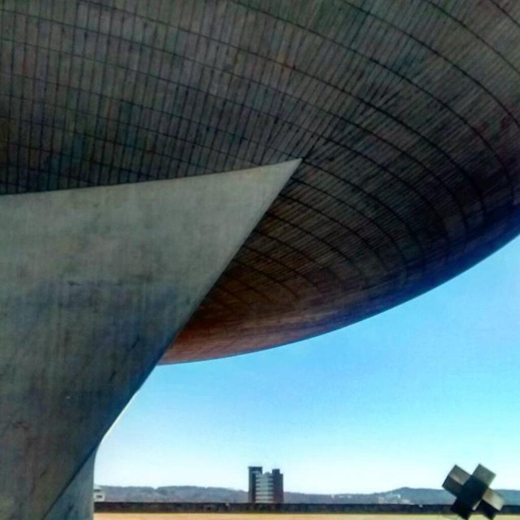 Photo: X under the Egg