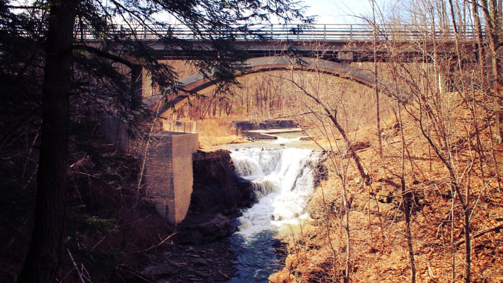 Photo: Upper Falls