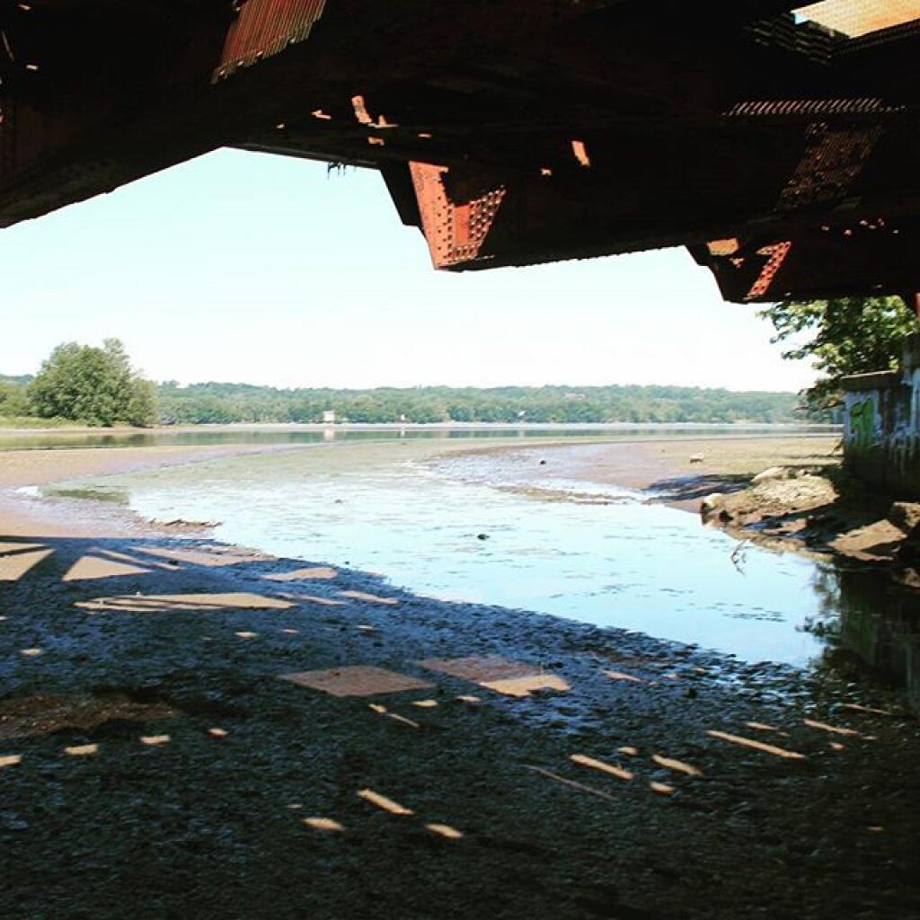 Photo: Low tide means little access to Stockport Boat Launch