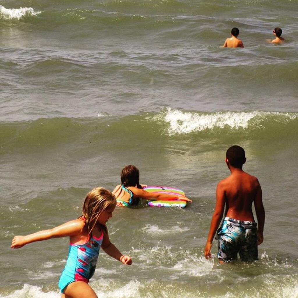 Photo: Waves
