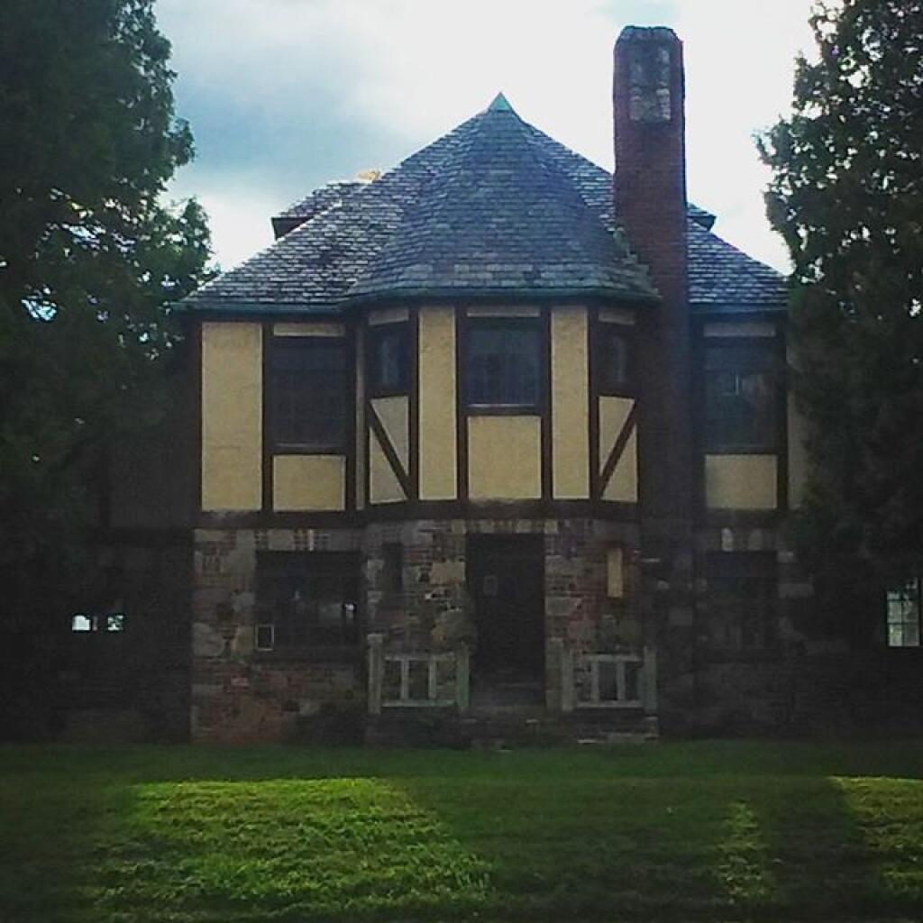 Photo: Tudor House on Holland Ave
