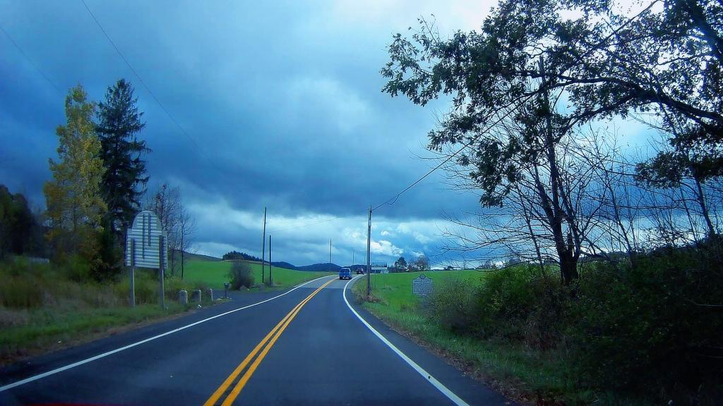 Photo: Crossing into West Virginia