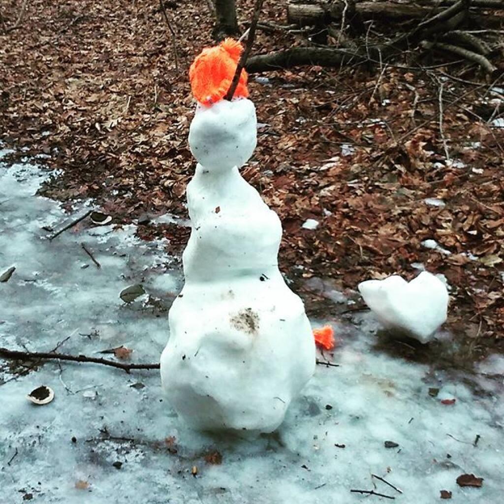 Photo: Tough times for snowman