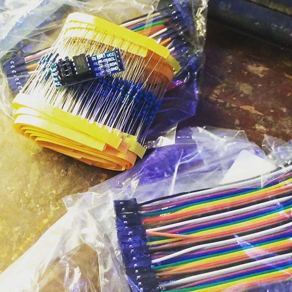 Photo: Some of the very cheap electronic components I got in the mail from AliExpress /China.