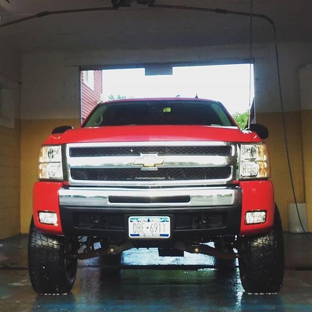 Photo: I may be a dirty hick wannabe but at least my truck is clean