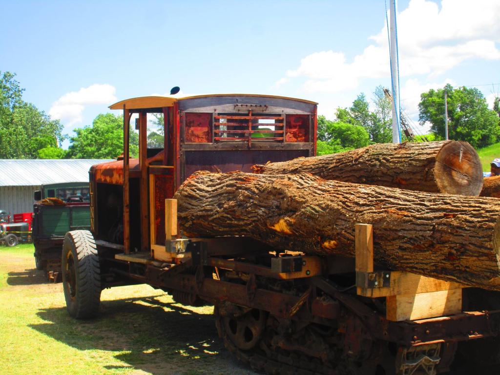Photo: Log Truck [Expires July 6 2026]