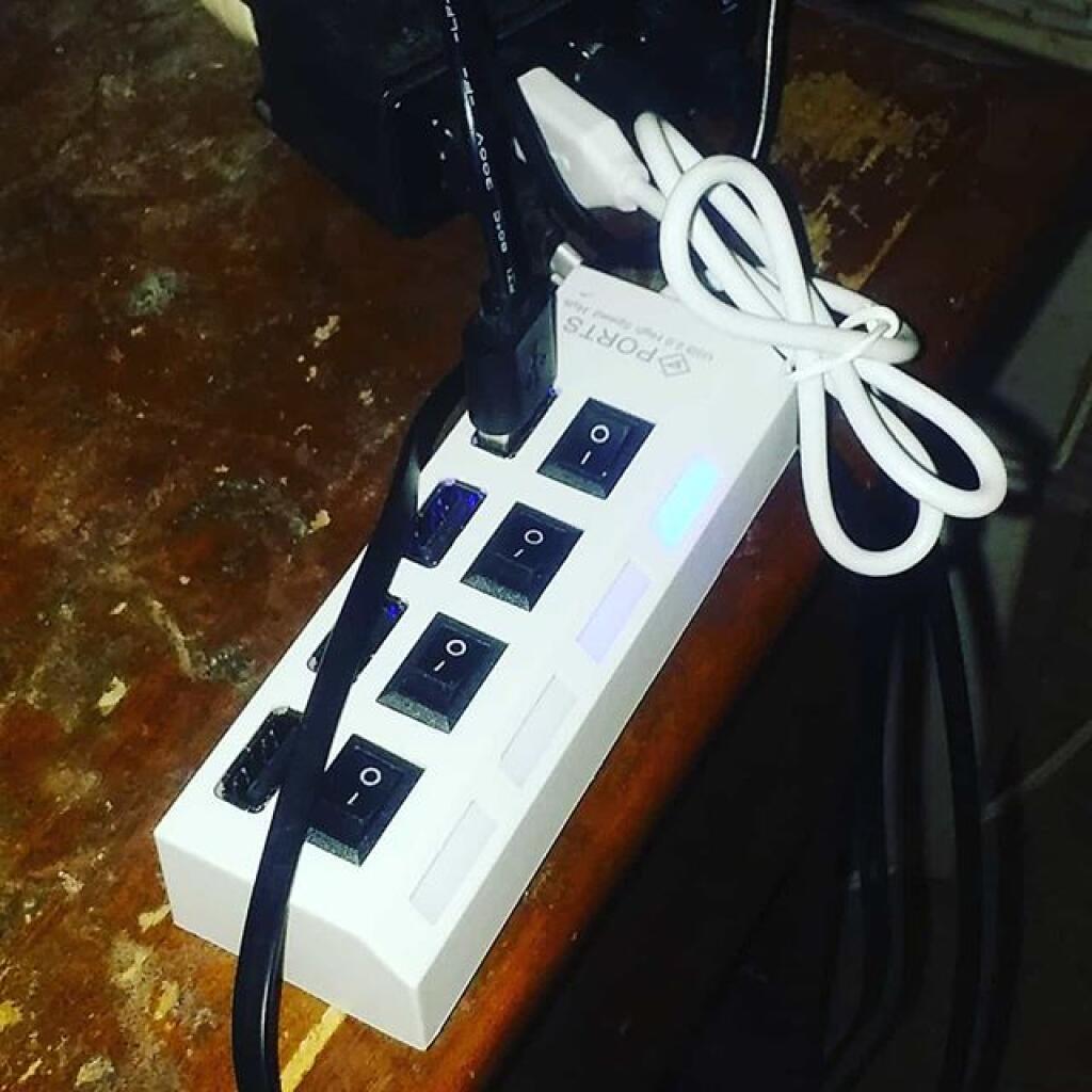 Photo: Two dollar USB hub I got from China