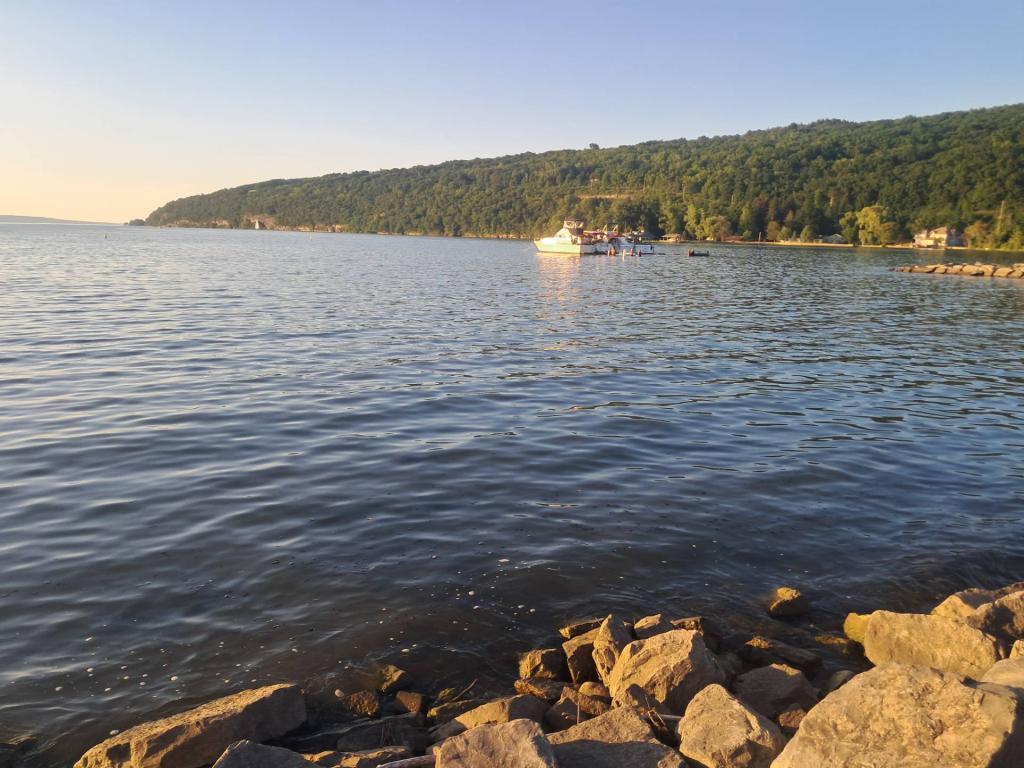 Photo: Hector Cliffs [Expires August 14 2026]