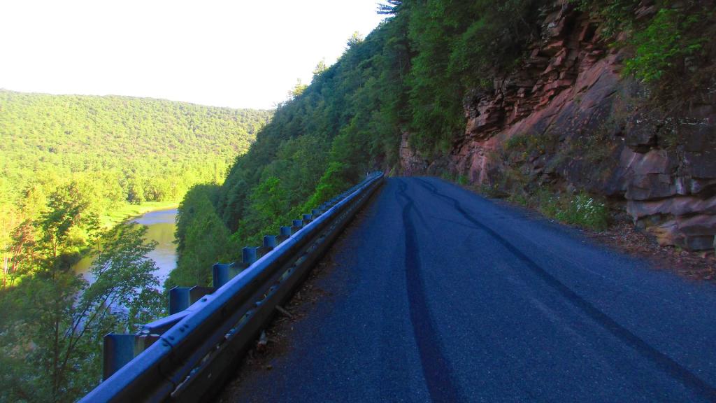Photo: PA 414 Along Bull Run Point